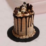 Cake Fantasía con Botella... COLOR DE SU PREFERENCIA