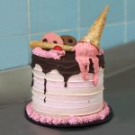 Cake de Helado de Fresa y Chocolate